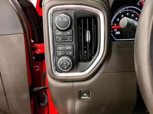 Used 2023 Chevrolet Silverado 3500 LTZ image 35