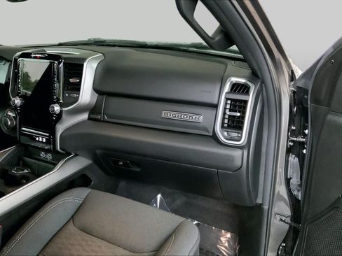 Used 2025 RAM 1500 Big Horn RWD image 19
