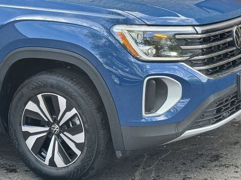 Used 2026 Volkswagen Atlas SE AWD/4WD image 3