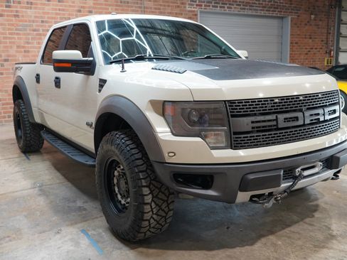 Used 2013 Ford F150 Raptor w/ Luxury Equipment Group image 4