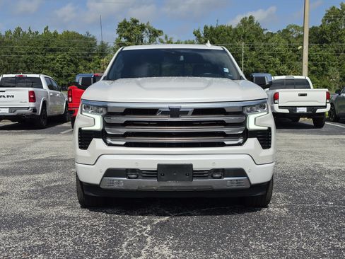 Used 2022 Chevrolet Silverado 1500 High Country AWD/4WD image 12