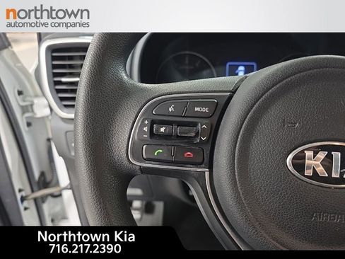 Certified 2019 Kia Sportage LX image 18