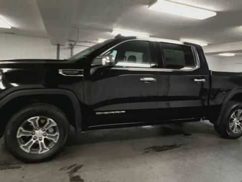 Certified 2026 GMC Sierra 1500 SLT AWD/4WD image 4