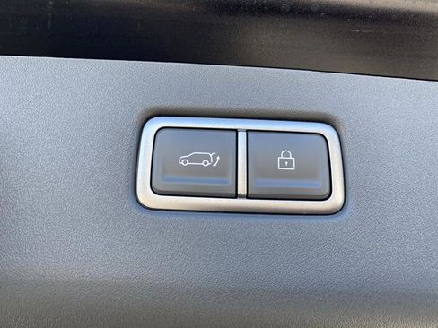 New 2026 Kia EV9 Wind image 19