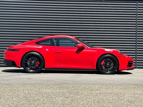 Used 2023 Porsche 911 Carrera GTS RWD image 9