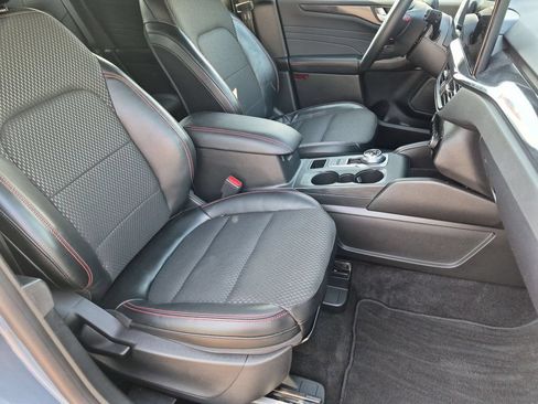 Used 2024 Ford Escape ST-Line w/ Tech Pack #1 AWD/4WD image 20
