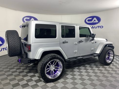 Used 2012 Jeep Wrangler Unlimited Sahara w/ Trailer Tow Group AWD/4WD image 3