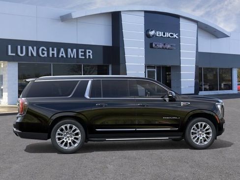 New 2026 GMC Yukon XL Denali w/ LPO, Floor Liner Package AWD/4WD image 5