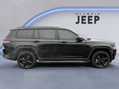 Certified 2023 Jeep Grand Cherokee L Altitude image 8