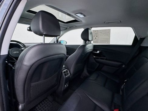 Used 2018 Kia Niro EX w/ EX Premium Package image 18