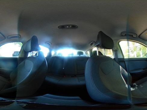 Used 2025 Kia K4 FWD image 41