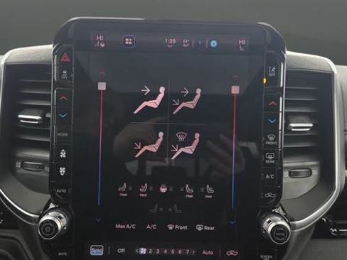 New 2026 RAM 1500 Laramie AWD/4WD image 19