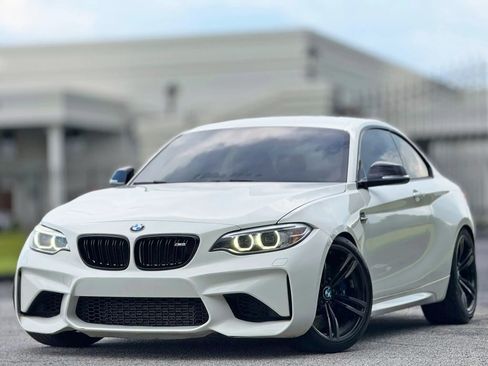 Used 2017 BMW M2 RWD image 2