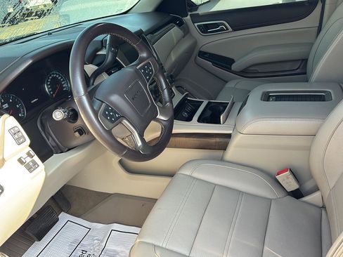 Used 2019 GMC Yukon Denali w/ Denali Ultimate Package RWD image 11