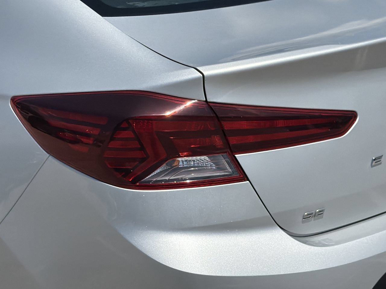 Used 2019 Hyundai Elantra SE FWD image 7