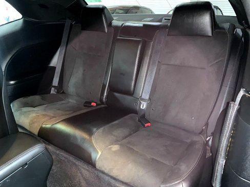 Used 2018 Dodge Challenger R/T Scat Pack w/ Leather Interior Group image 40