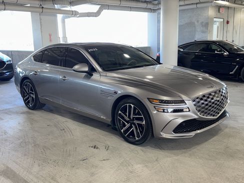 Used 2025 Genesis G80 2.5T Advanced image 2