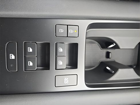 New 2025 Hyundai Ioniq 6 Limited image 27