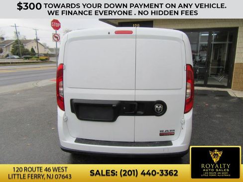 Used 2022 RAM ProMaster City Tradesman image 5