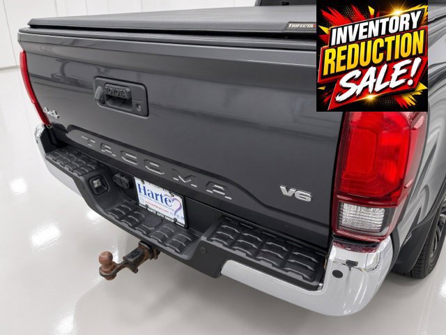Used 2018 Toyota Tacoma SR5 AWD/4WD image 10