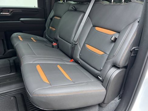 New 2026 GMC Sierra 2500 AT4 w/ AT4 Premium Plus Package AWD/4WD image 5