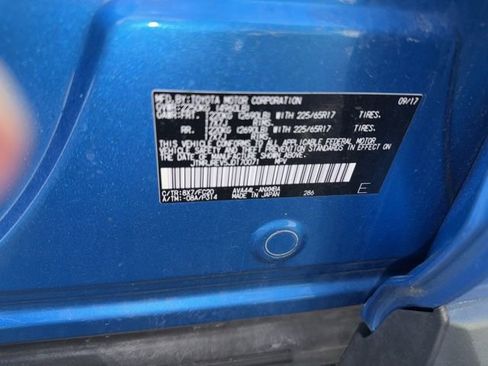 Used 2018 Toyota RAV4 XLE image 10