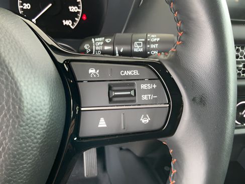 Used 2026 Honda HR-V Sport image 12