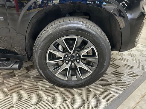 Used 2021 Chevrolet Tahoe Z71 AWD/4WD image 2