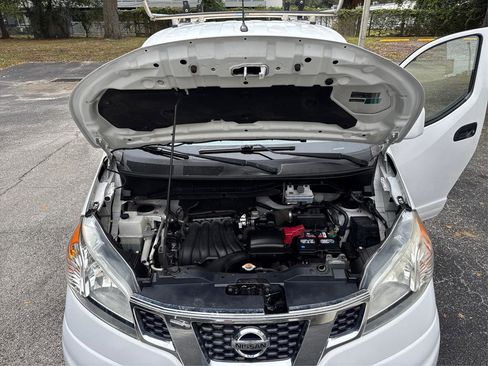 Used 2015 Nissan NV200 SV w/ Technology Package image 10