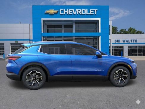 New 2026 Chevrolet Equinox EV LT image 6