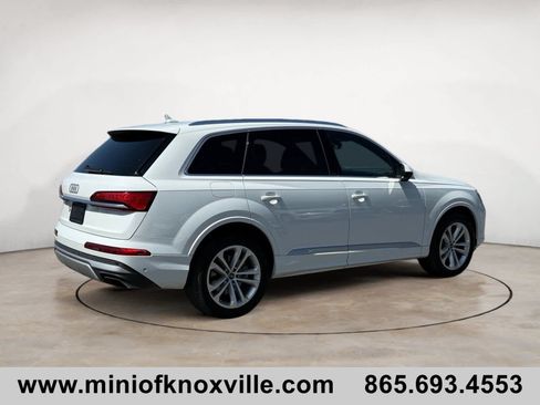 Used 2025 Audi Q7 3.0T Premium Plus AWD/4WD image 3