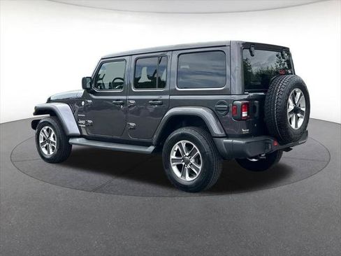 Certified 2020 Jeep Wrangler Unlimited Sahara AWD/4WD image 3