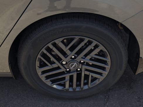 New 2026 Nissan Sentra SV w/ Floor Mat Package FWD image 7