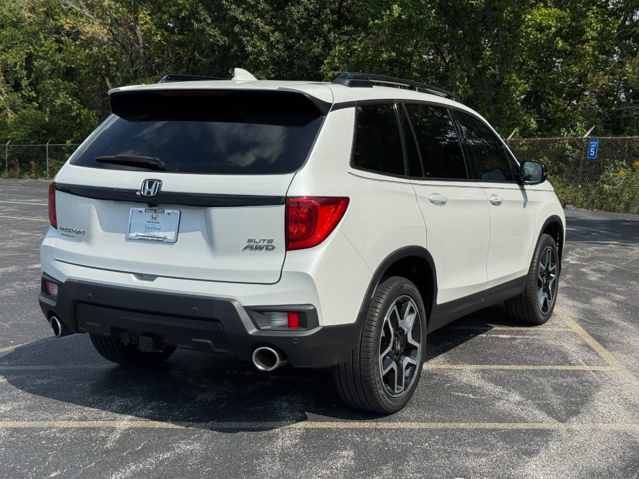Certified 2022 Honda Passport Elite image 4