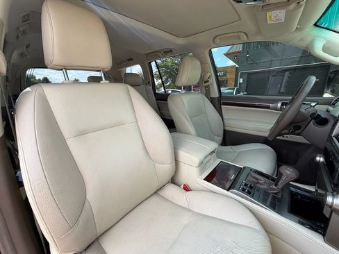 Used 2012 Lexus GX 460 AWD/4WD image 4