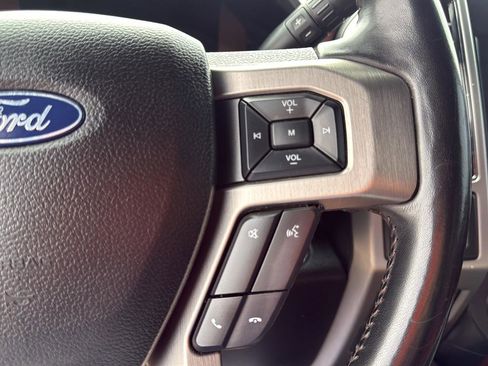 Used 2020 Ford F250 Platinum w/ FX4 Off-Road Package AWD/4WD image 23