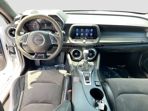 Used 2022 Chevrolet Camaro SS RWD image 22