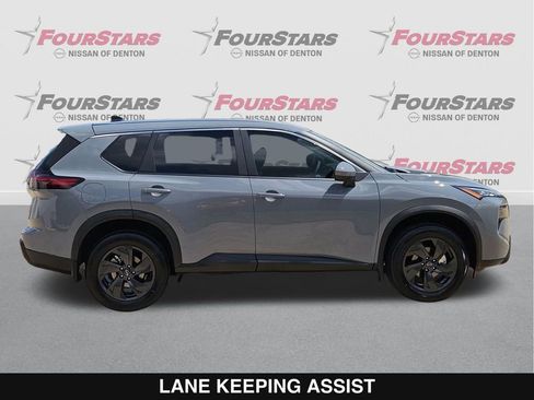 New 2026 Nissan Rogue SV FWD image 3