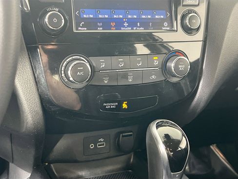 Used 2022 Nissan Rogue Sport S AWD/4WD image 15