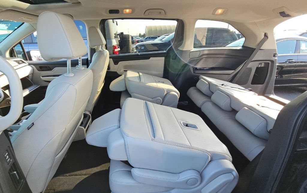Used 2025 Honda Odyssey EX-L image 7