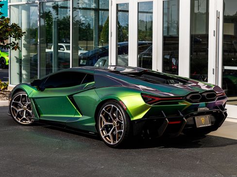 Used 2024 Lamborghini Revuelto AWD/4WD image 34