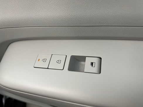 Used 2025 Hyundai Kona SEL image 26