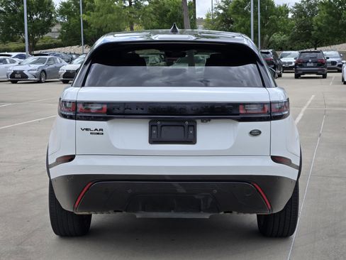 Used 2018 Land Rover Range Rover Velar R-Dynamic SE AWD/4WD image 4