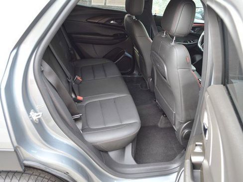 Used 2024 Chevrolet TrailBlazer RS image 35