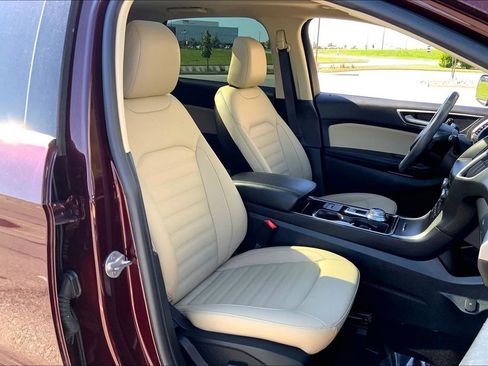 Used 2020 Ford Edge SEL w/ Convenience Package FWD image 7