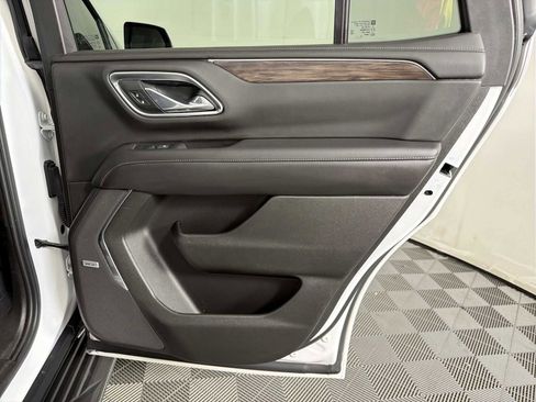 Used 2021 Chevrolet Tahoe LT RWD image 15