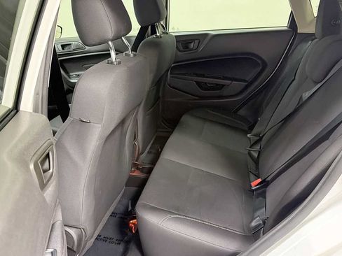 Used 2018 Ford Fiesta SE FWD image 23