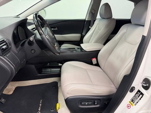 Used 2013 Lexus RX 350 FWD w/ Navigation Pkg image 4
