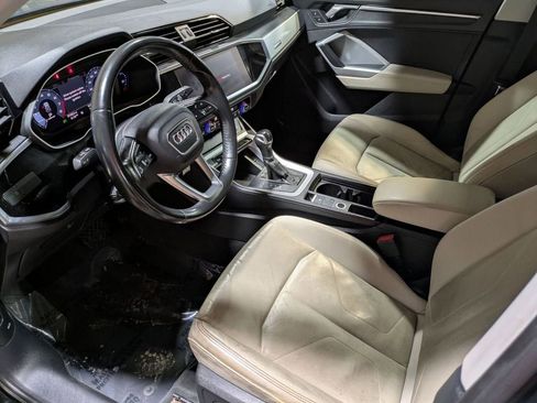 Used 2020 Audi Q3 2.0T Premium image 11