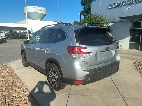 Used 2022 Subaru Forester Limited w/ Popular Package #2 AWD/4WD image 8